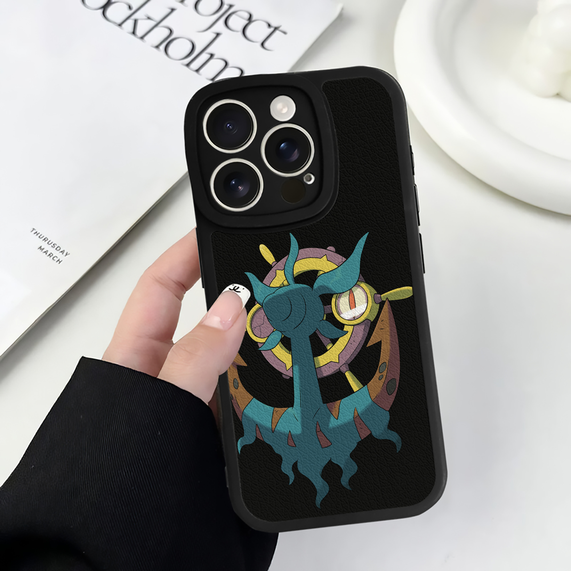 （画像用） ポケットモンスター Pokémon 【iPhone 16シリーズ対応】シリコンスマホケース（レザー調） 材質：シリコン